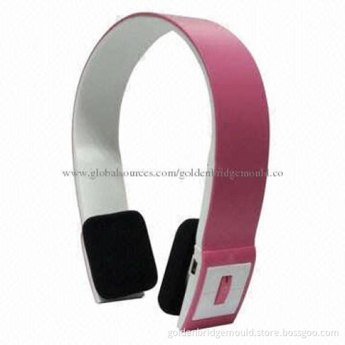Bluetooth Headsets for Fashionable Design, Sized 74*74*46mm, 10 Hours Talk Time
